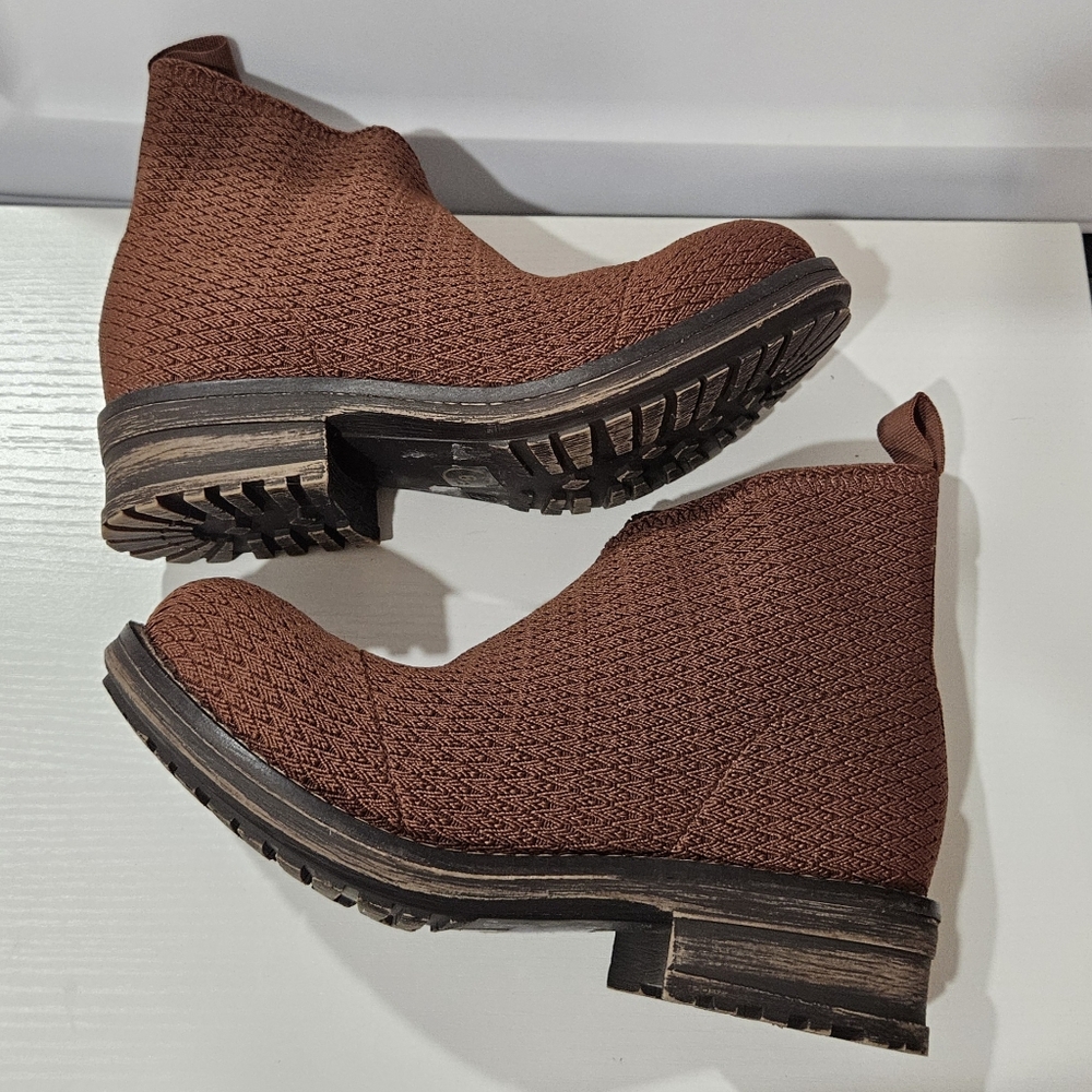 Charleston Shoe Co Upper Monterey Boots Brown Pinstripe Women's Size 6